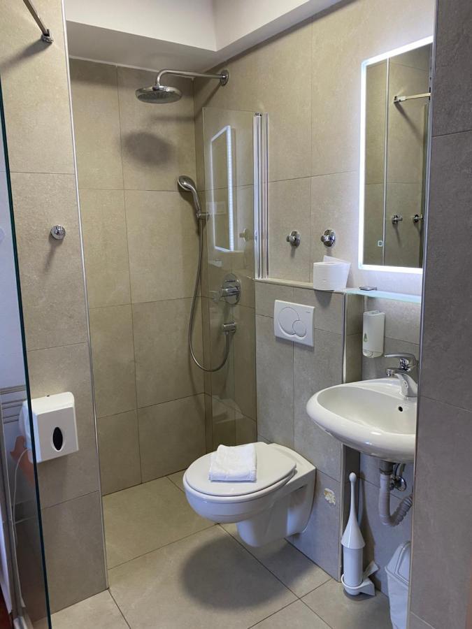 So Rooms City Centre Будва Екстер'єр фото