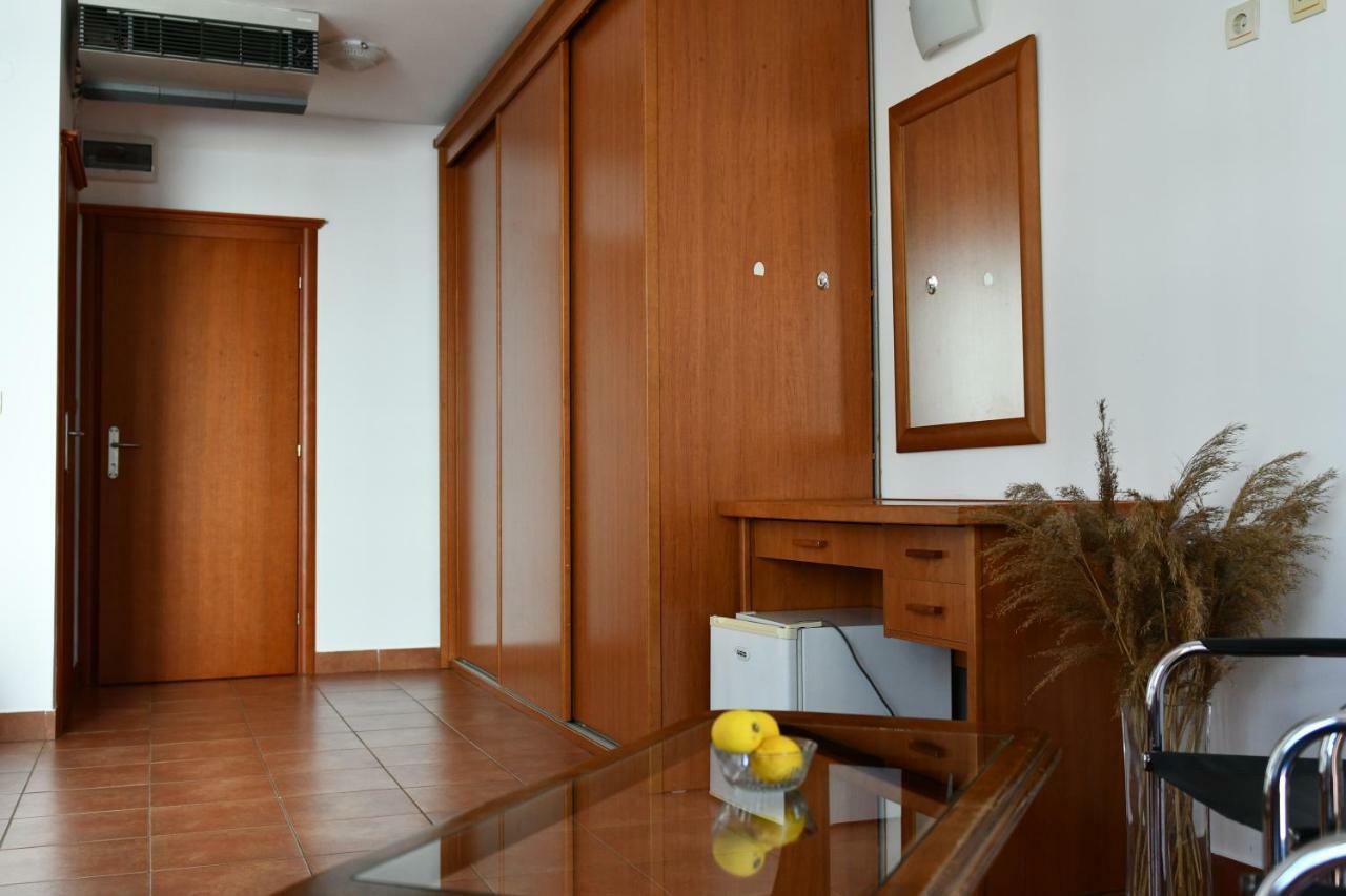 So Rooms City Centre Будва Екстер'єр фото